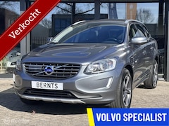 Volvo XC60 - D3 Momentum|Adaptivecruisecontrol|BLIS|Keyless|Trekhaak