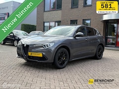 Alfa Romeo Stelvio - 2.0 T AWD Veloce Panodak Leer Navi Carplay Camera Harman Kardon Trekhaak
