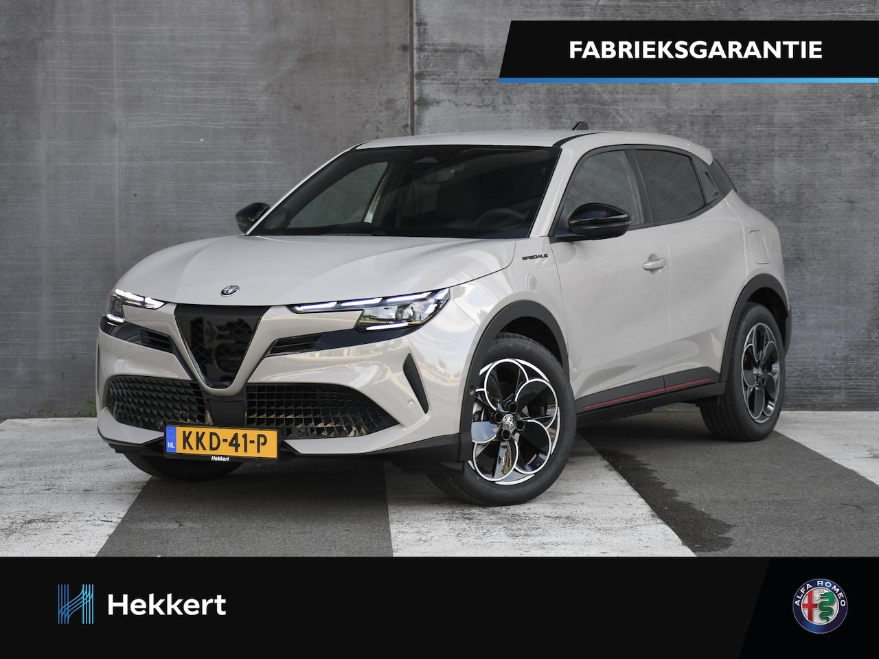 Alfa Romeo Junior - Elettrica Sport Speciale 54 kWh 156pk Automaat DODE HOEK | 18''LM | ADAPT. CC | CAMERA | S - AutoWereld.nl