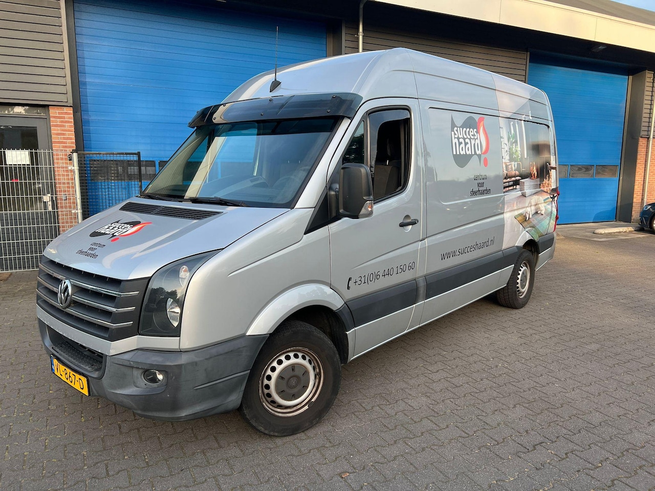 Volkswagen Crafter - 32 2.0 TDI L2H3 hydraulische klep - AutoWereld.nl