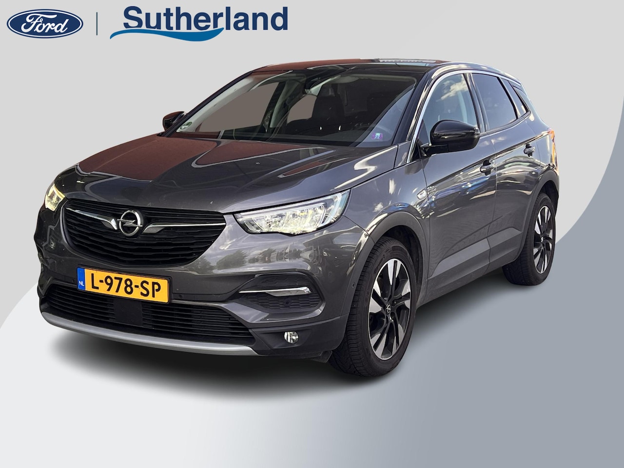 Opel Grandland X - 1.2 Turbo Innovation | Trekhaak | Achteruitrijcamera | Cruise Control | Climate control | - AutoWereld.nl
