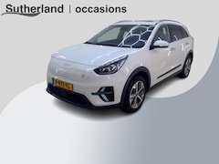 Kia e-Niro - DynamicPlusLine 64 kWh | 14500 KM | SOH 100% | Navigatie | Schuif - Kantel Dak | WORDT VER