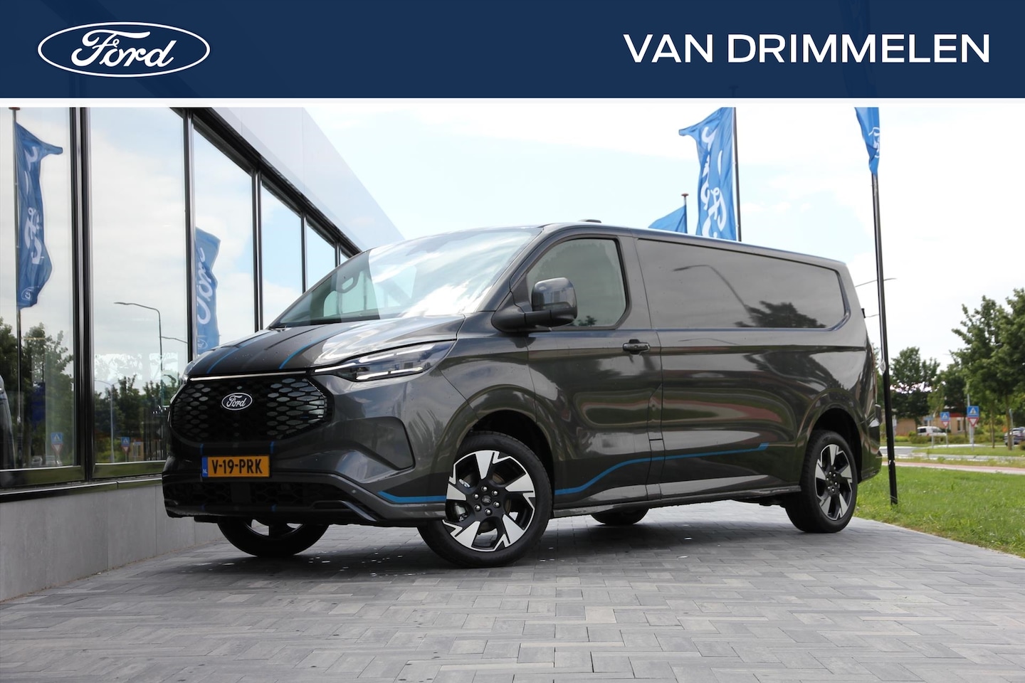 Ford Transit Custom - GB 71kWh 218pk L2H1 340 Sport - AutoWereld.nl