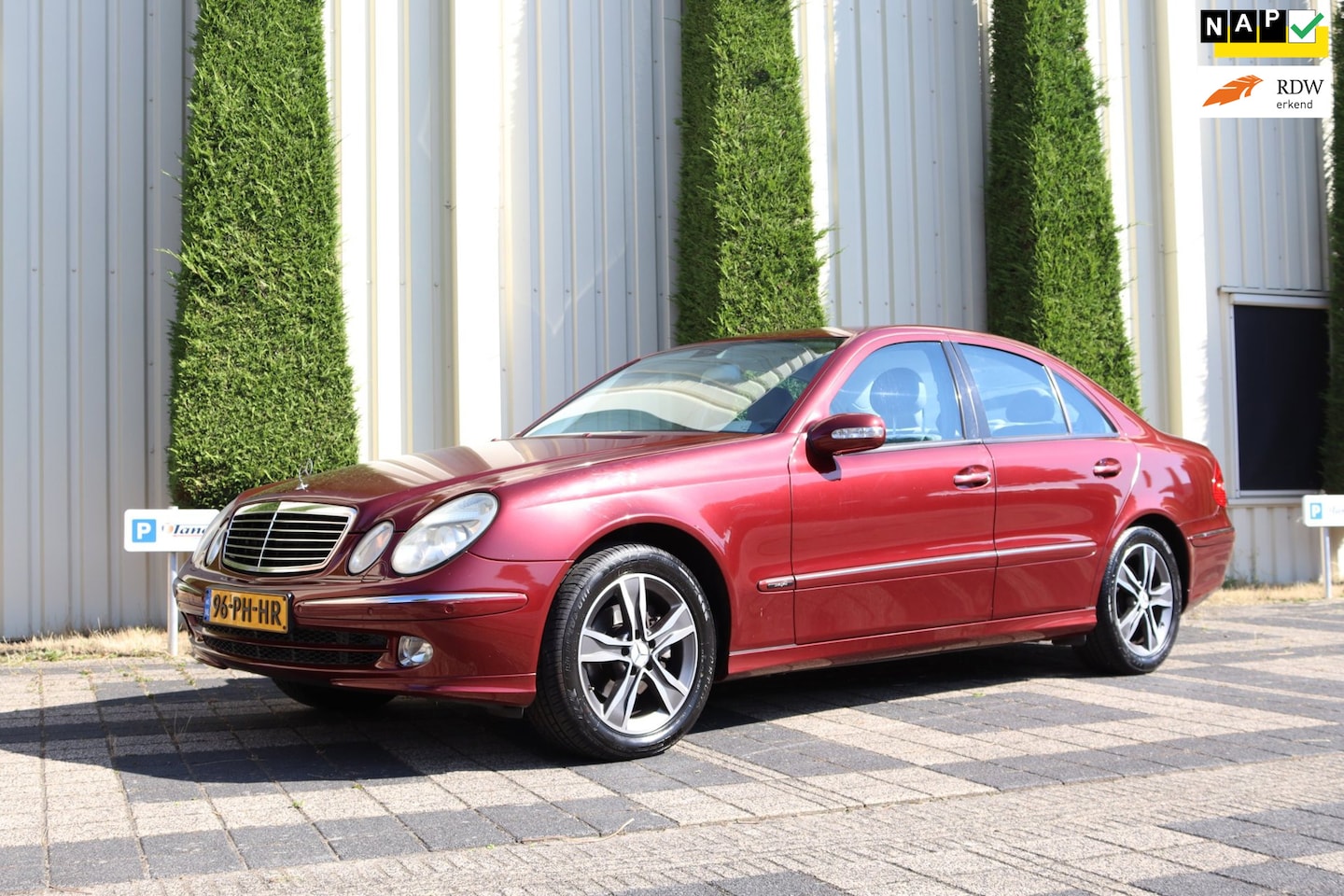 Mercedes-Benz E-klasse - 320 Avantgarde Climate Control - AutoWereld.nl