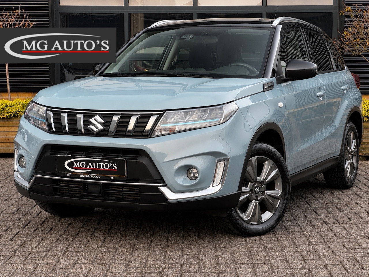 Suzuki Vitara - 1.4 Boosterjet Select Smart Hybrid | Trekhaak | Adaptive Cruise Control | Climate Control - AutoWereld.nl