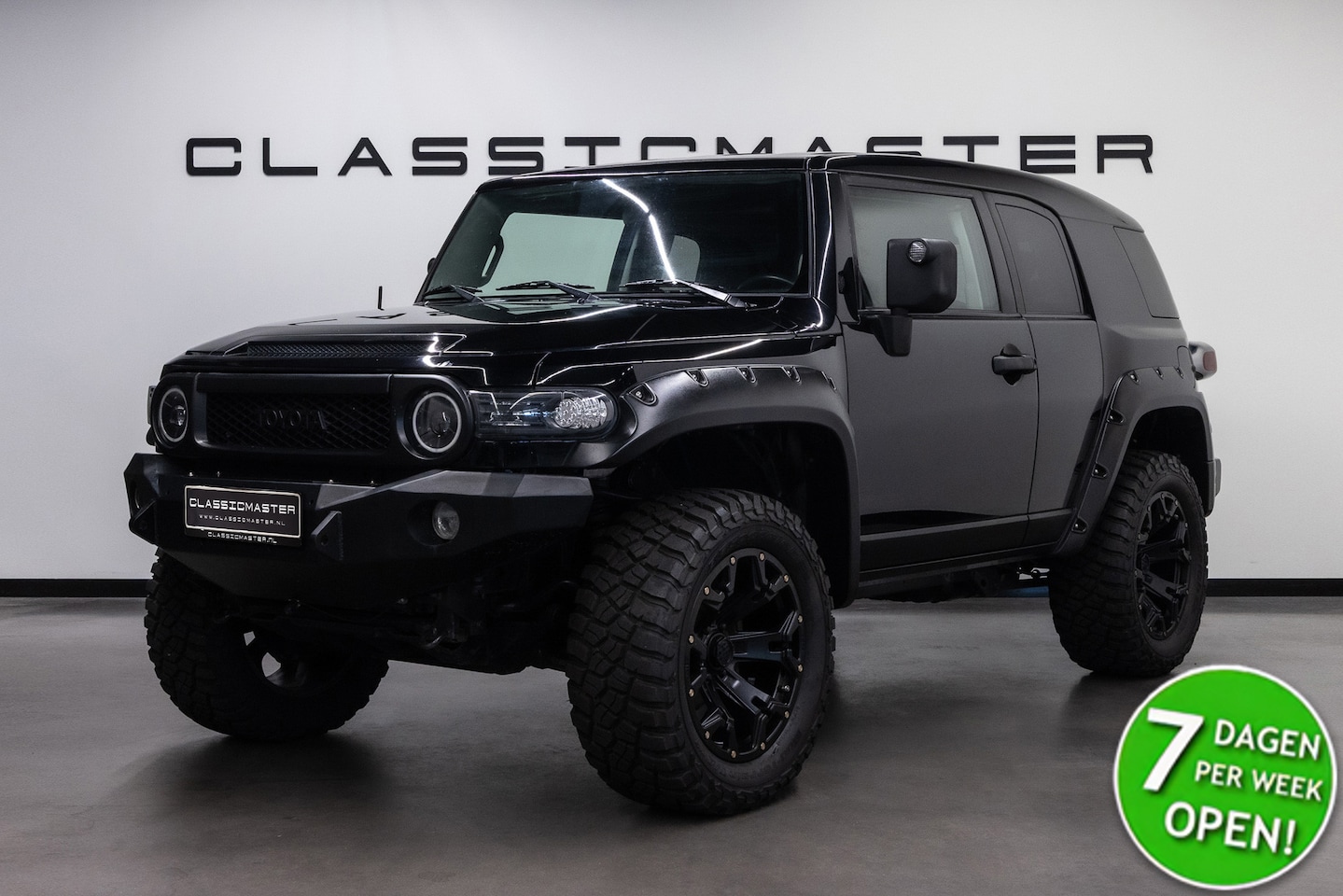 Toyota FJ Cruiser - VVT-i V6 Btw auto, Fiscale waarde € 8.000,- (€ 40.454,55 Ex B.T.W) DEALER AUTO Dealer auto - AutoWereld.nl