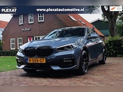 BMW 1-serie - 118i Business Edition Plus Aut. | Storm Bay Metallic | Sportstoelen | Leder | Full Led | S