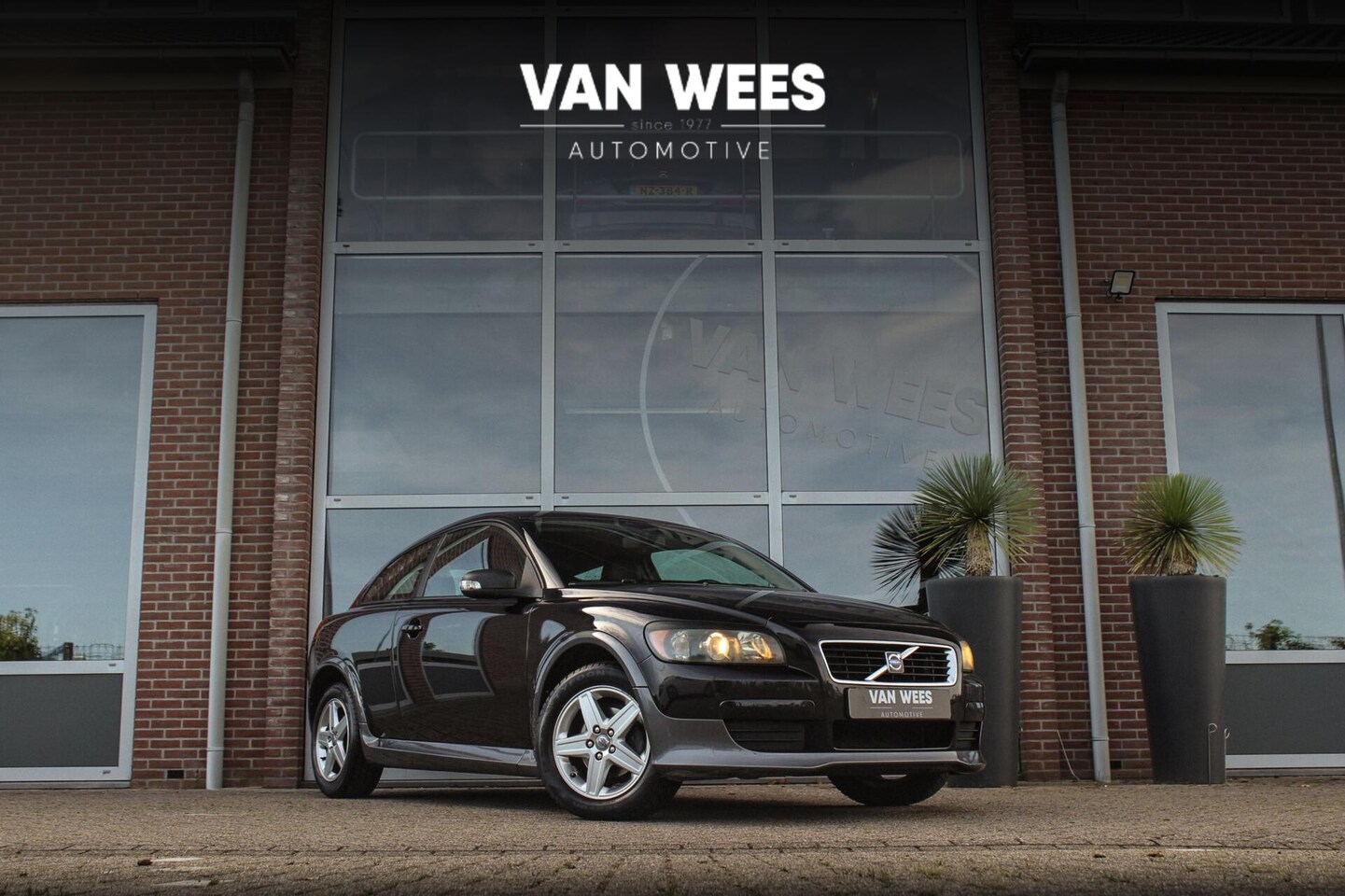 Volvo C30 - 1.6 Kinetic | Origineel Nederlands | Parkeersensoren | Leer | Boordcomputer | 16 inch | Ai - AutoWereld.nl