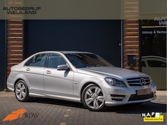Mercedes-Benz C-klasse - 180 Ambition Avantgarde AMG-line NIEUWSTAAT I AMG-line I Trekhaak I 1800kg I Leer I Navi I