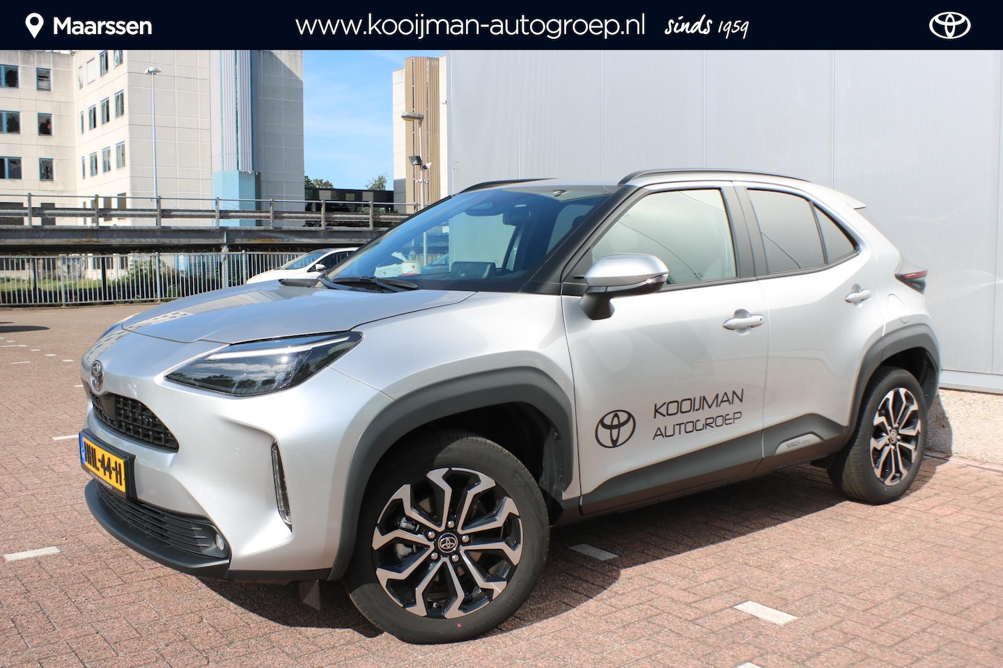 Toyota Yaris Cross - 1.5 Hybrid 115 First Edition Automaat BSM,Parkeersensoren ,Apple Carplay Android Auto,Stoe - AutoWereld.nl