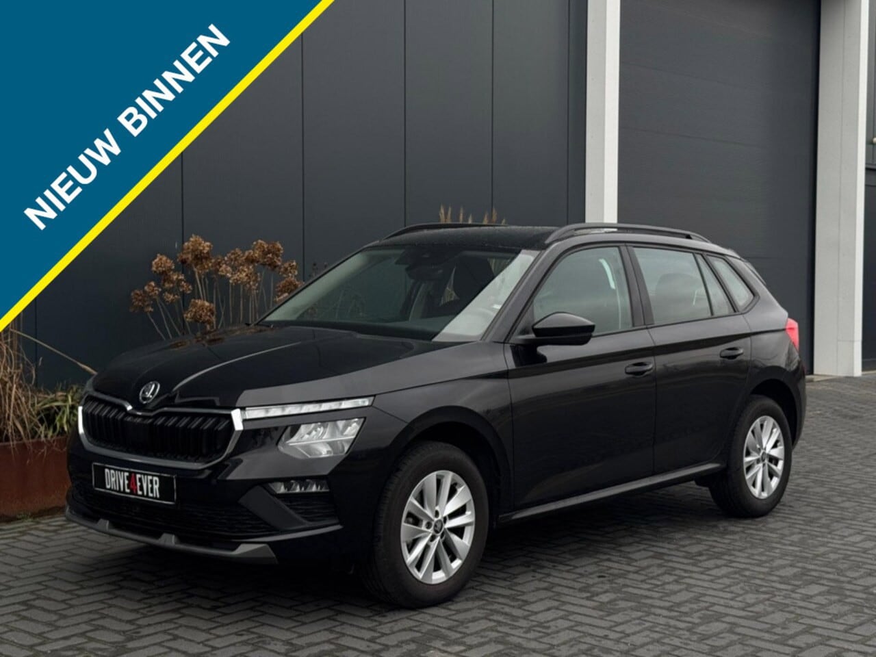 Skoda Kamiq - 1.0 TSI Business Edition | Fabrieksgarantie | PDC | LED - AutoWereld.nl
