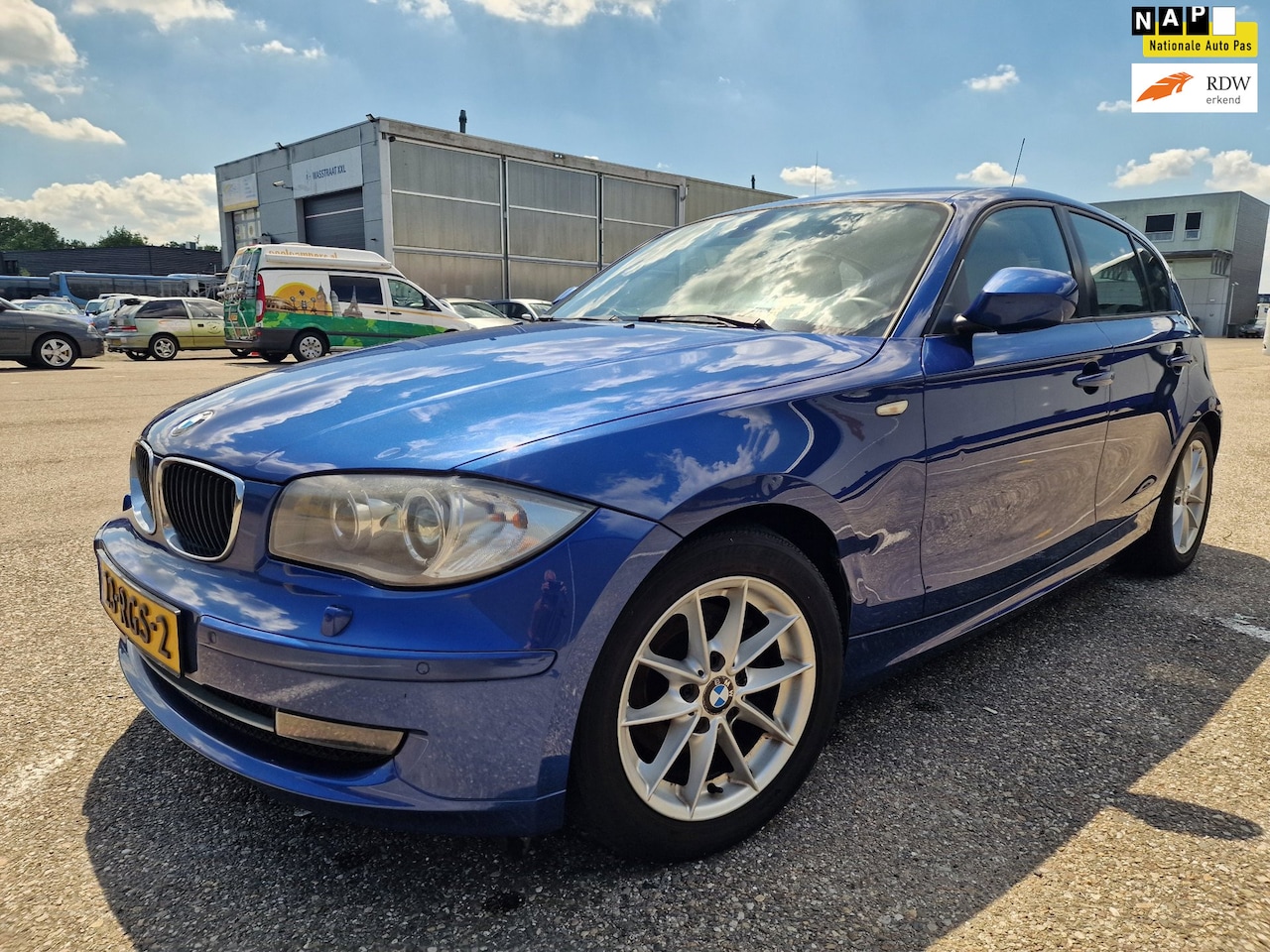 BMW 1-serie - 118i EffDyn. Ed. Business Line Ultimate Edition 118i EffDyn. Ed. Business Line Ultimate Edition, MOTOR DEFECT, Inruil mogelijk. - AutoWereld.nl