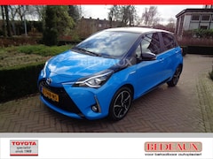Toyota Yaris - 1.5 Hybrid 100pk 5D CVT SkyBlue Edition, rijklaar met 12 mnd BOVAG garantie , bij speciali
