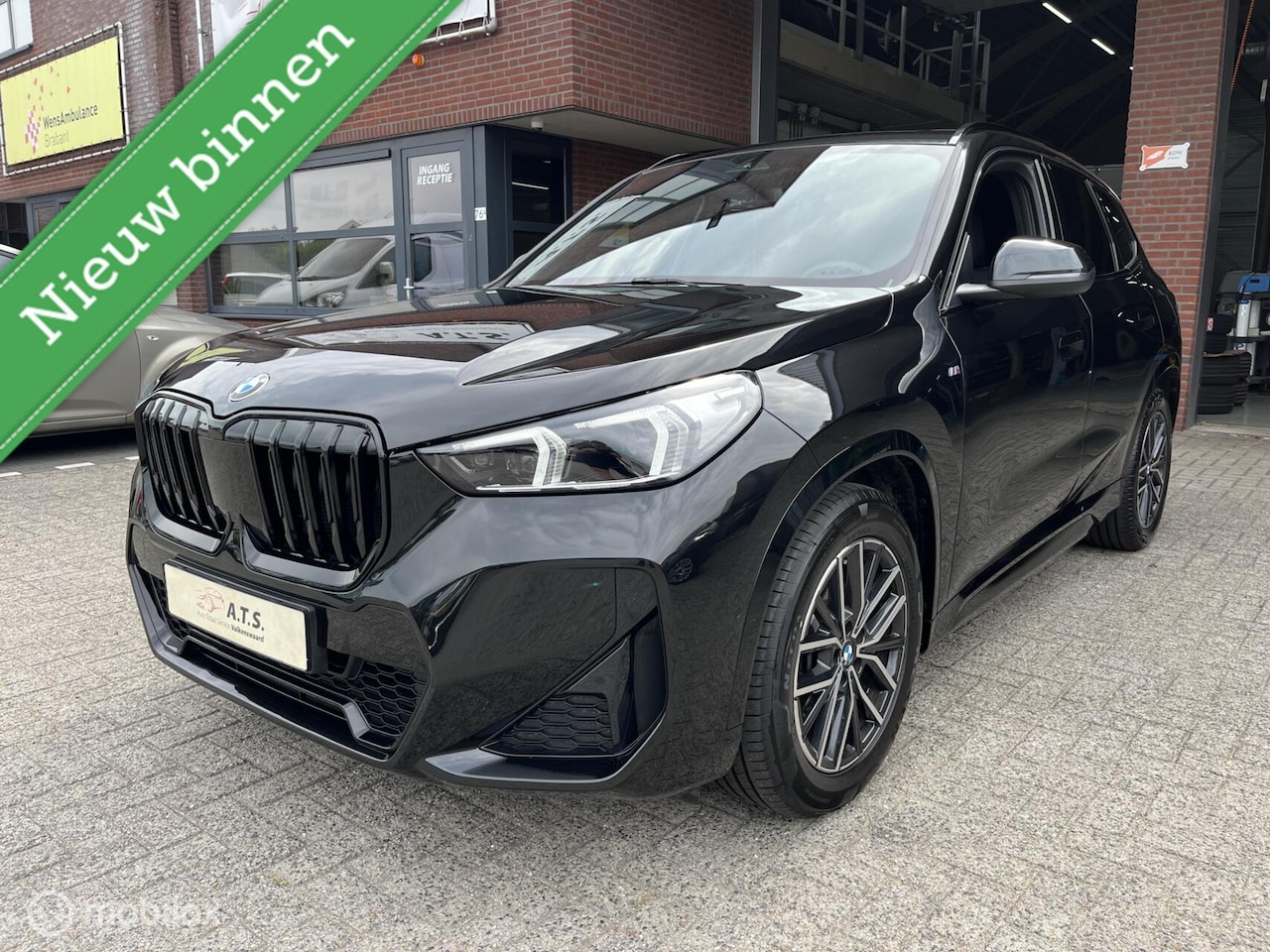 BMW X1 - sDrive18i M-PAKKET*PANO-DAK*LED*CRUISE*PDC*LEDER* - AutoWereld.nl