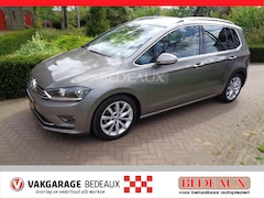 Volkswagen Golf Sportsvan - 1.2 TSI 110PK DSG Highline Executive Navi+camera bij Vakgarage® met 12 maanden BOVAG garan