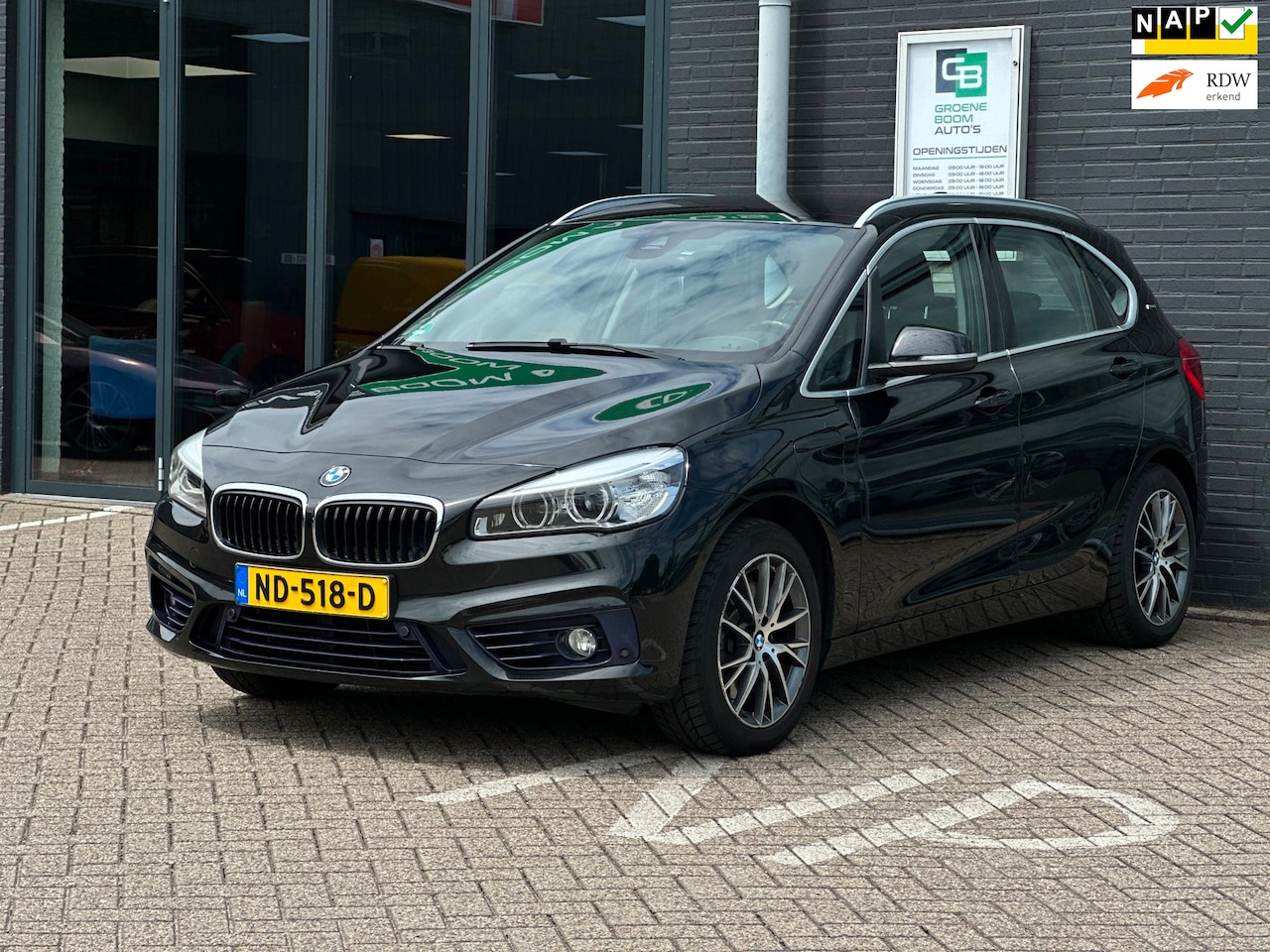 BMW 2-serie Active Tourer - 225xe iPerformance Executive/NAVI/AIRCO/AUTOMAAT/NETTE AUTO!! - AutoWereld.nl