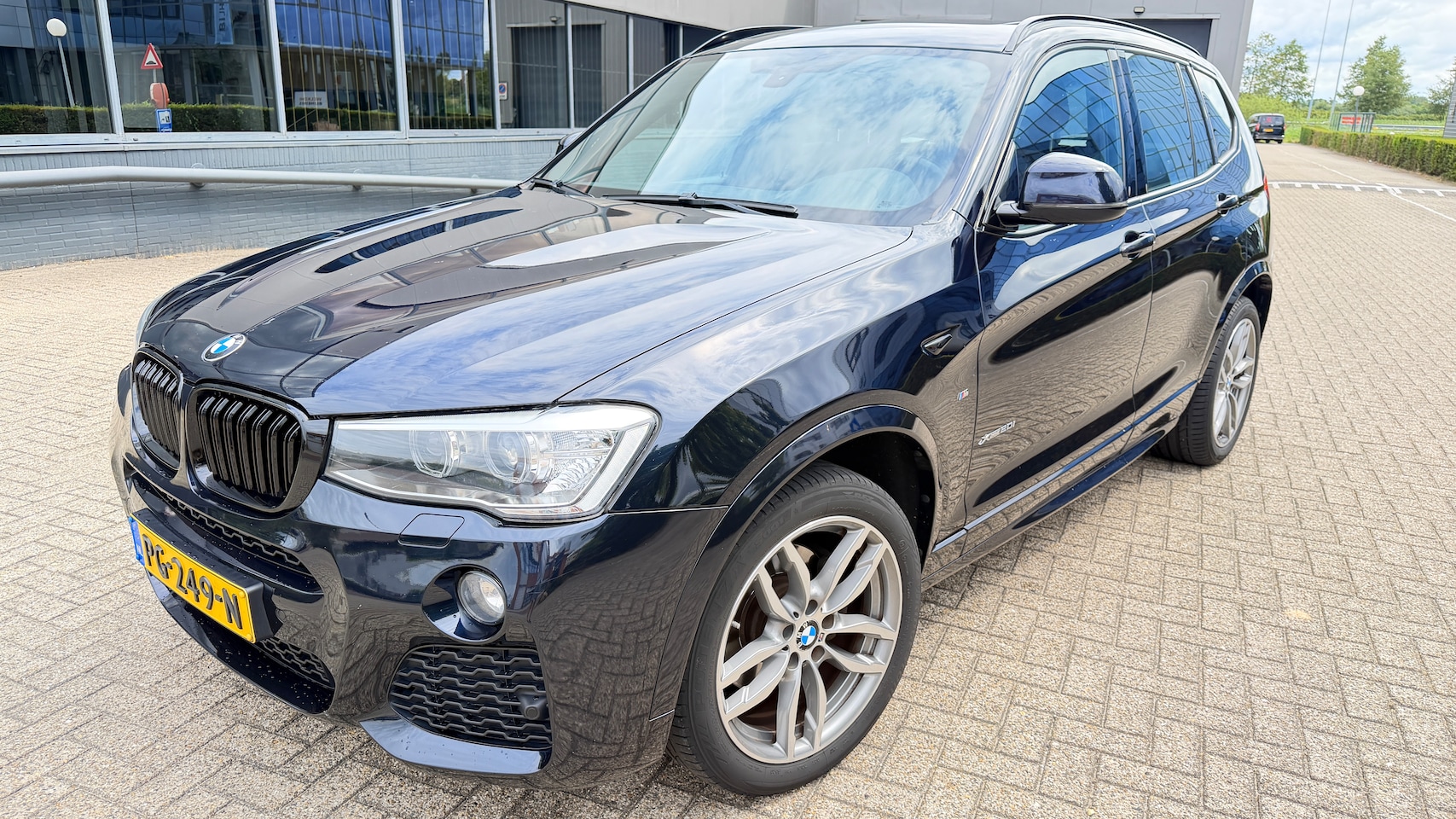 BMW X3 - 2.0i xDrive High Executive M Sport Edition - AutoWereld.nl