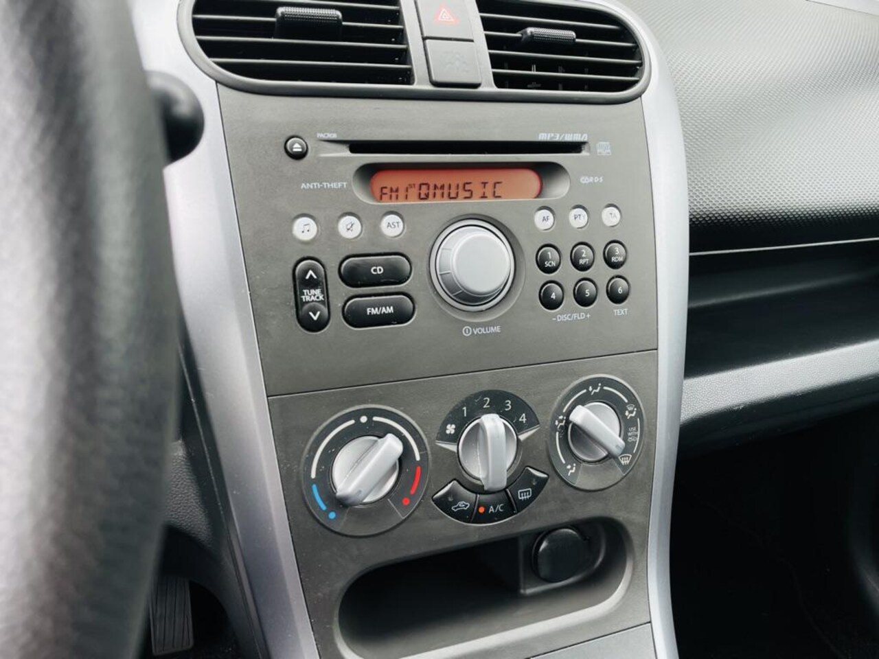 Suzuki Splash - 1.0 VVT Comfort | Airco | 5 deurs | Zeer goed onderhouden