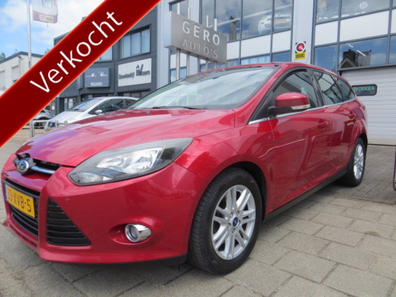 Ford Focus Wagon - 1.6 EcoBoost Titanium nl-auto ,airco ecc, cr control etc - AutoWereld.nl