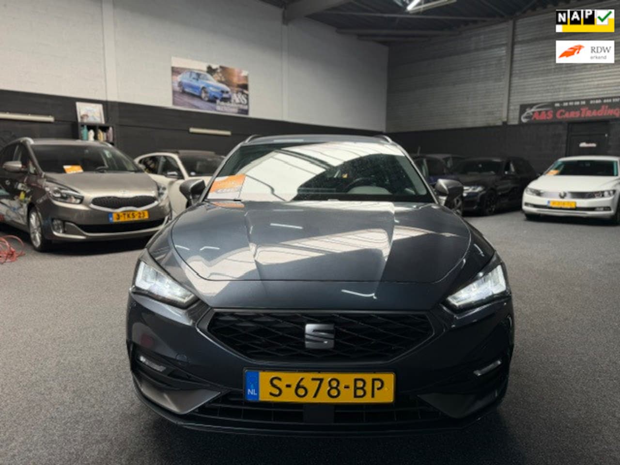 SEAT Leon Sportstourer - 1.0 TSI FR Business 1.0 TSI FR Business - AutoWereld.nl