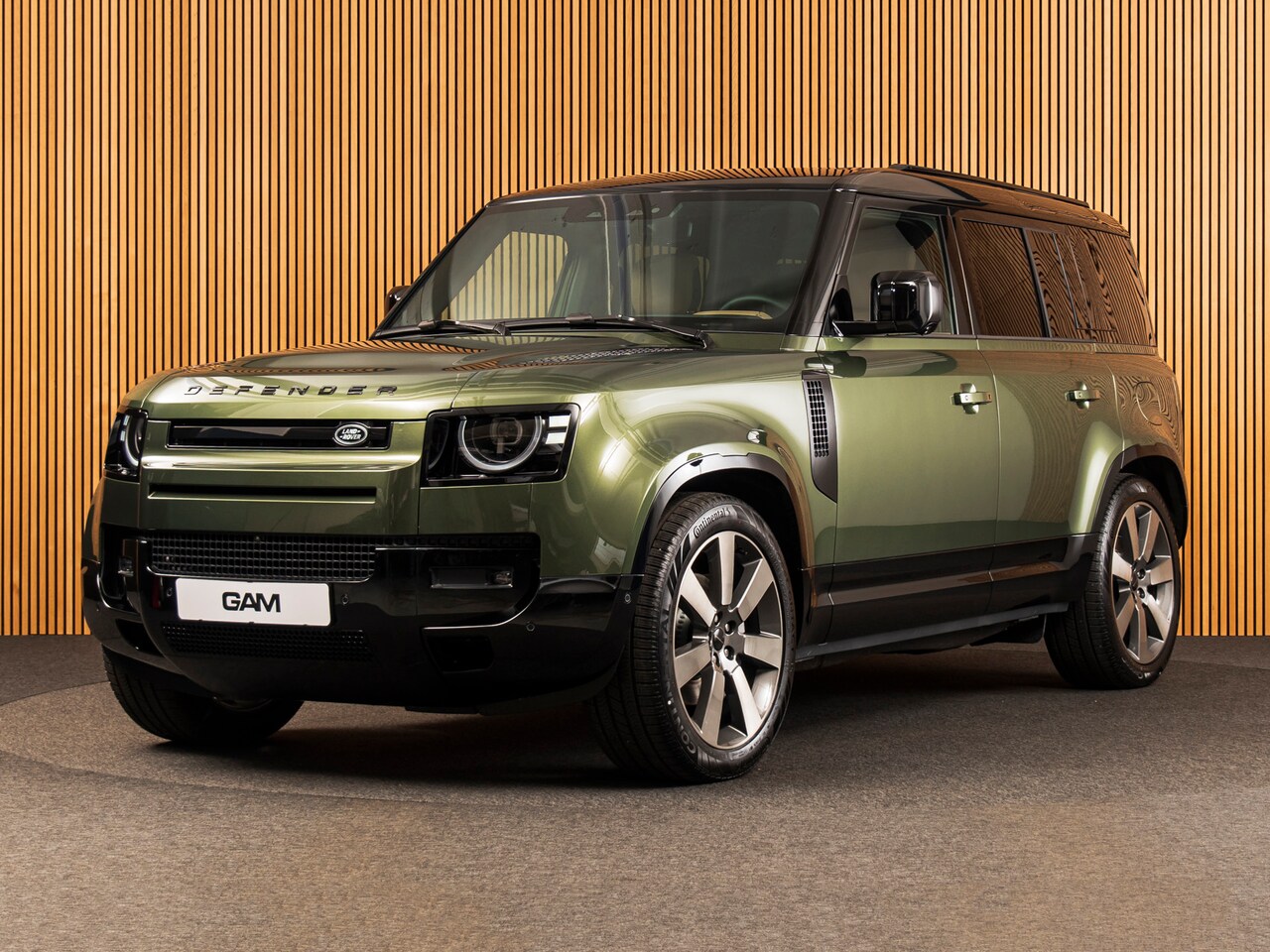Land Rover Defender 110 - 2.0 P300e 110 X-Dynamic HSE MY26 | PANO | HUD | 22" | MERIDIAN 700W - AutoWereld.nl