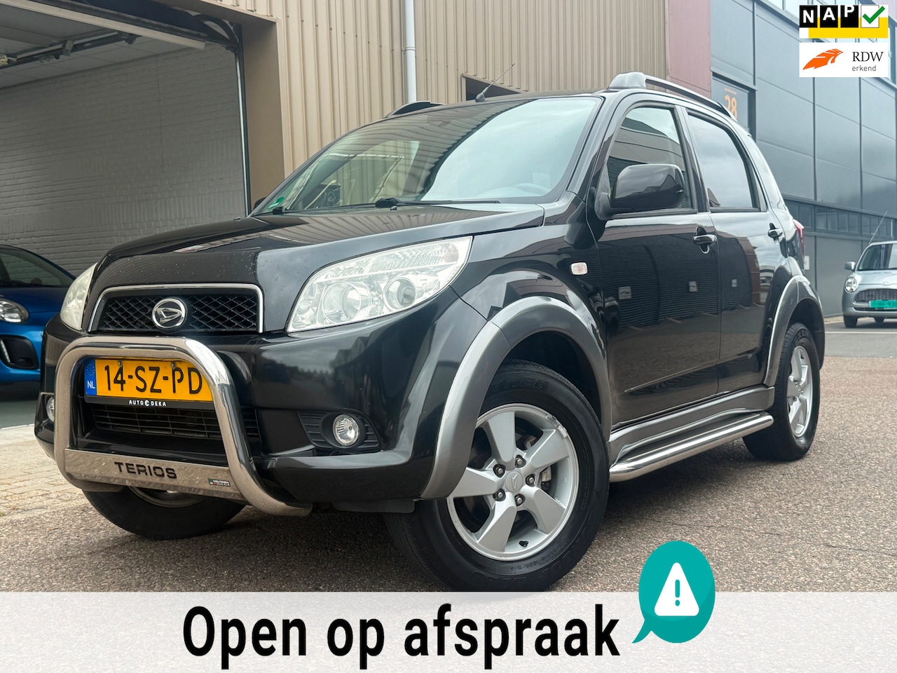 Daihatsu Terios - 1.5-16v Exclusive 4wd Trekhaak - AutoWereld.nl