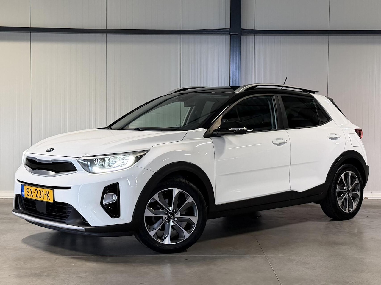 Kia Stonic - 1.0 T-GDi ExecutiveLine Camera Trekhaak Carplay - AutoWereld.nl
