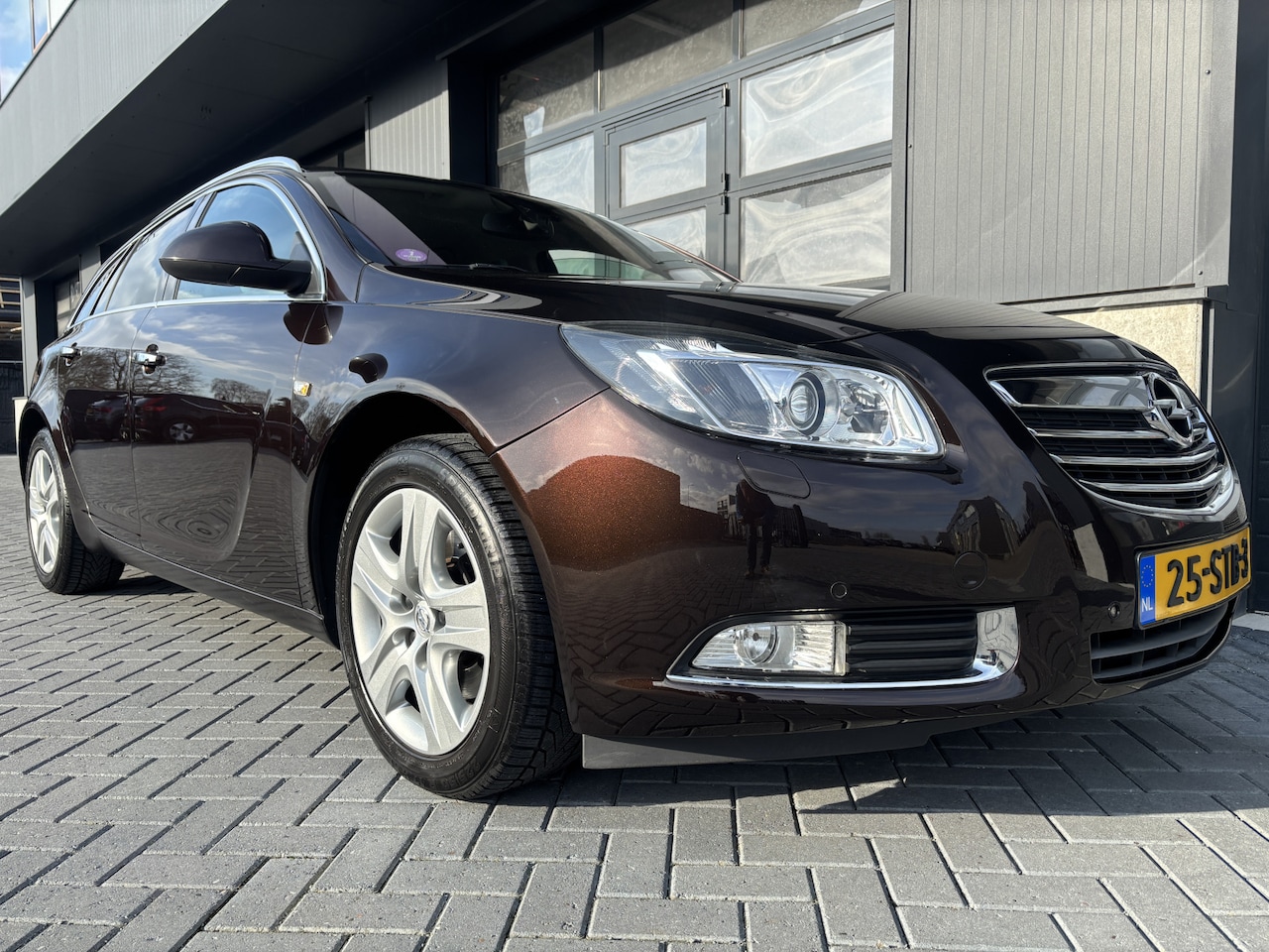 Opel Insignia Sports Tourer - 1.6 T Cosmo 1.6 T Cosmo - AutoWereld.nl