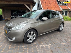 Peugeot 208 - 1.2 VTi Allure Apple carplay