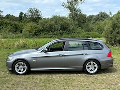 BMW 3-serie Touring - 318i Business Line Navi Cruise Climate Control