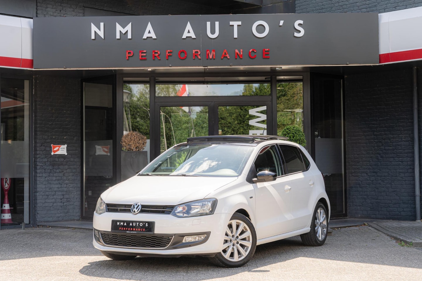 Volkswagen Polo - 1.2 TSI MATCH PANO/CRUISE/AIRCO/2E EIGENAAR/DEALER ONDERHOUDEN/STOELVERWARMING - AutoWereld.nl