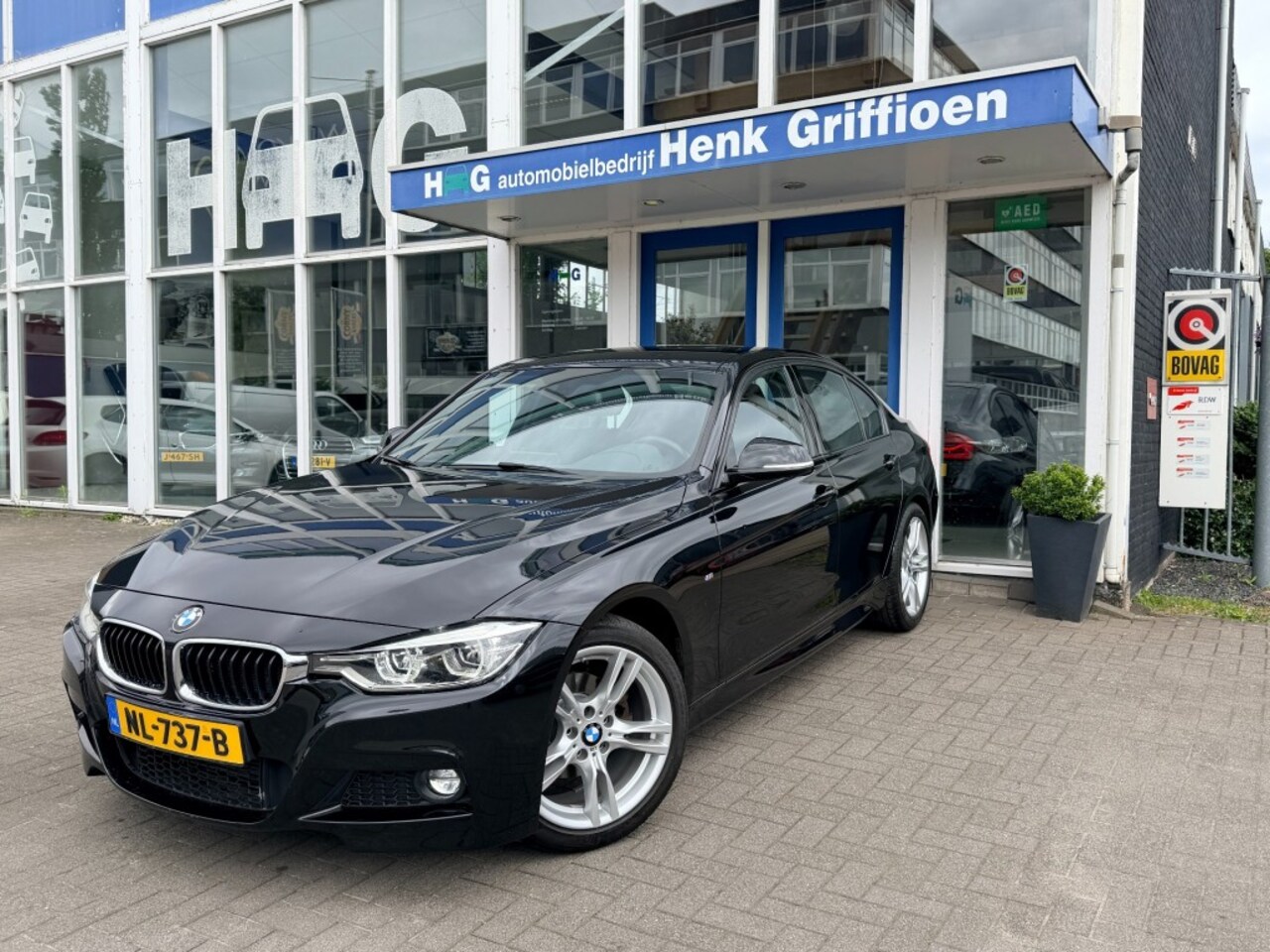 BMW 3-serie - 318i Executive M Sport I Navigatie I Climate I Xenon I Dealer ond. I NL auto - AutoWereld.nl