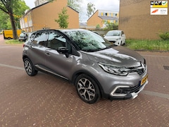 Renault Captur - AUTOMAAT / Panorama dak / Leer / Veel opties