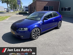 Audi A3 - 3.2 quattro Ambition