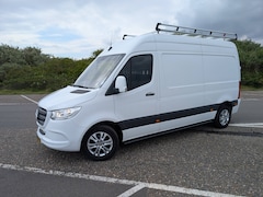 Mercedes-Benz Sprinter - 314 2.2 CDI L2H2 Binnenkant netjes afgetimmerd met goederen railssysteem