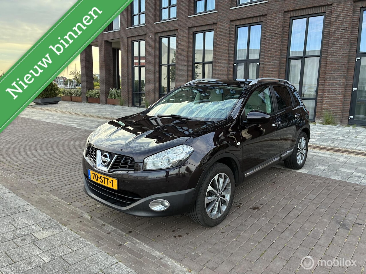 Nissan Qashqai - 1.6 Connect Edition Panorama Clima Cruise NAP - AutoWereld.nl