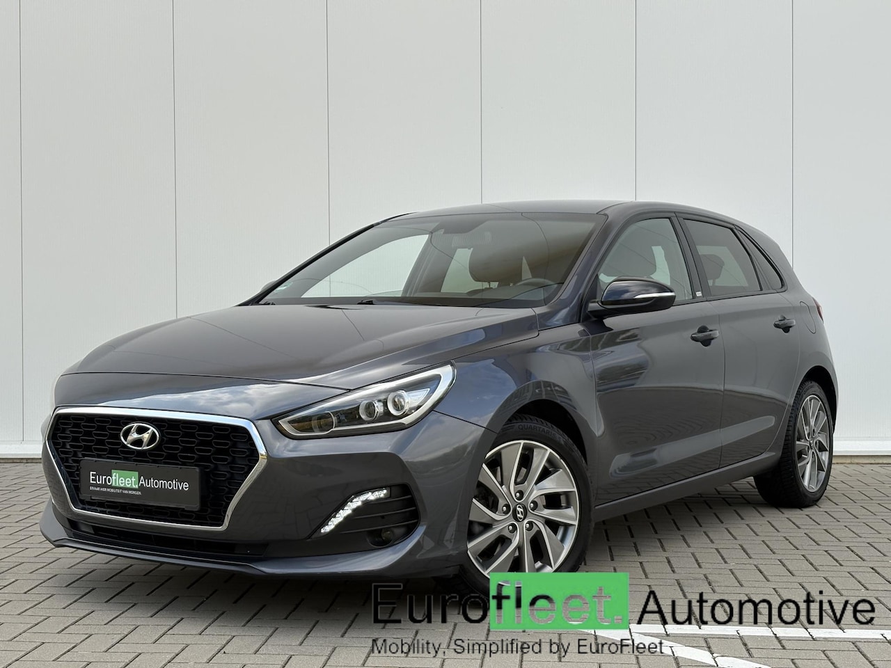 Hyundai i30 - 1.4 T-GDI Passion | CAM | Stuurverw | Stoelverw. | CLIMATE CONTR.| LED | Carplay | LKA | D - AutoWereld.nl