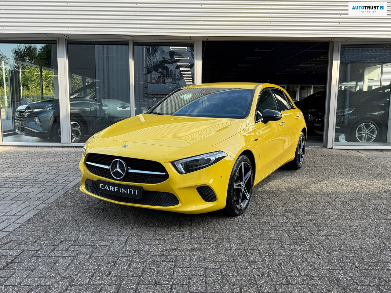 Mercedes-Benz A-klasse - 250 e Advantage 218 Pk | Widescreen | Navigatie | Cruise | Camera | Clima | Lichtmetaal. - AutoWereld.nl