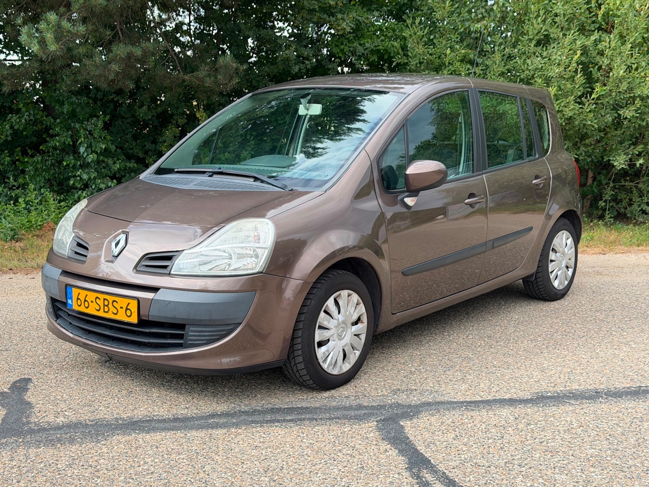 Renault Grand Modus - 1.2-16V Authentique 1.2-16V Authentique - AutoWereld.nl