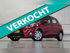 Toyota Yaris - 1.5 Full Hybrid Aspiration Camera Navigatie Mooi Garantie