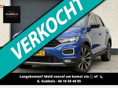 Volkswagen T-Roc - R-Line 2.0 TSI 4Motion / Pano /Virtual /Beats