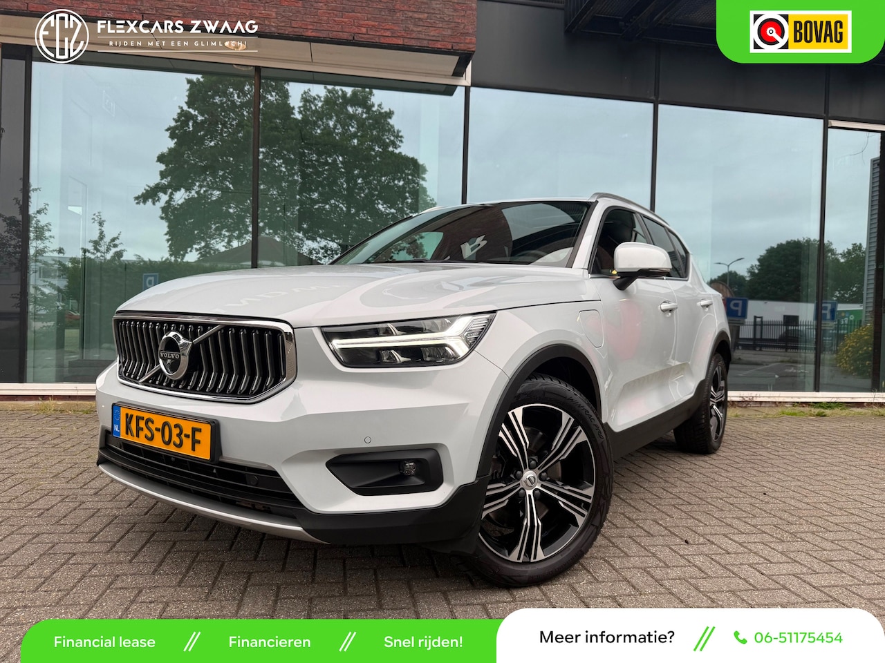 Volvo XC40 - 1.5 T4 Recharge Inscription - Automaat - Navi - Pano/Schuifdak - Parkeerhulp - - AutoWereld.nl