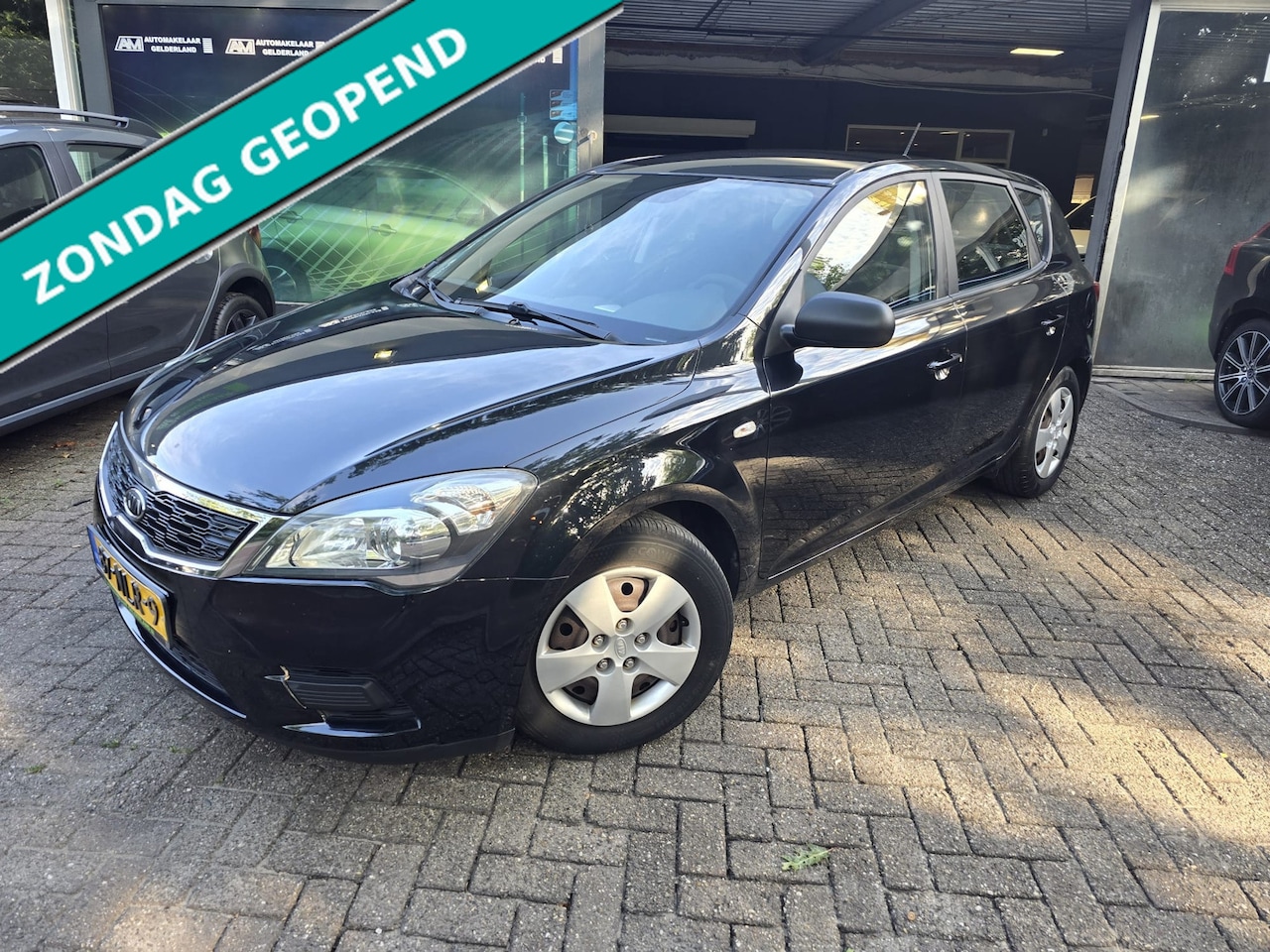 Kia Cee'd - 1.4 CVVT X-tra | 1E EIGENAAR | 12MND GARANTIE | AIRCO |TREKHAAK | - AutoWereld.nl