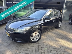 Kia Cee'd - 1.4 CVVT X-tra | 1E EIGENAAR | 12MND GARANTIE | AIRCO |TREKHAAK |