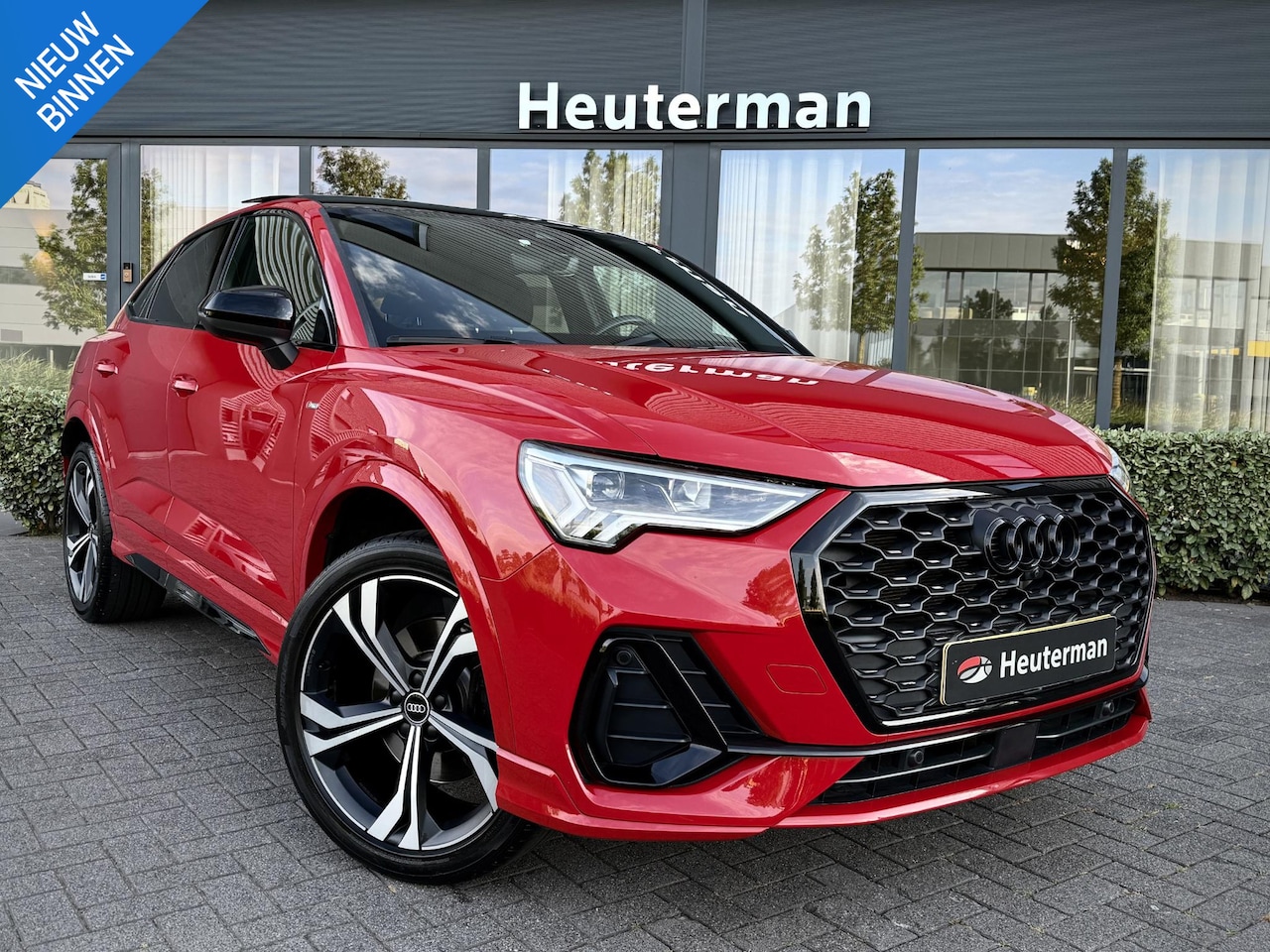 Audi Q3 Sportback - 45 TFSI e S Edition Pano/Leder/ACC/Sfeer - AutoWereld.nl