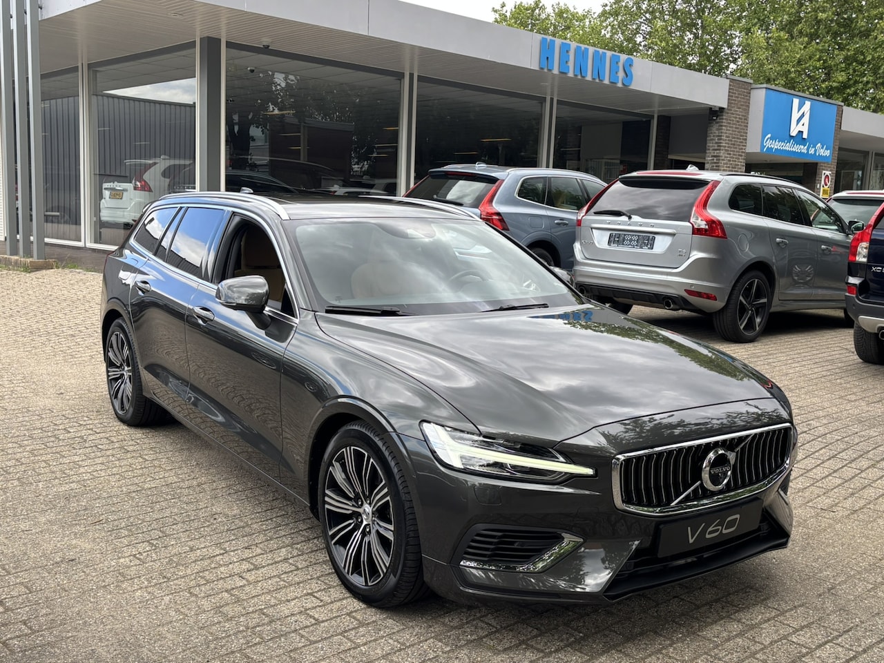 Volvo V60 - T6 Recharge AWD Inscription LONG RANGE MASSAGE Pano Keyless HeadUp - AutoWereld.nl