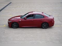 Alfa Romeo Giulia - 2.9 V6 Quadrifoglio Manual