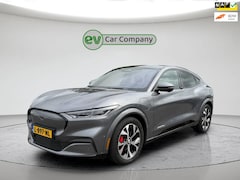 Ford Mustang Mach-E - Extended First Edition AWD 98 kWh | SOH 95% | Panoramadak | Memory Seats | Trekhaak | Bang
