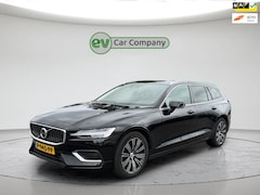 Volvo V60 - 2.0 B3 R-Design | Volleder | Nederlandse auto | Memory Seats | Trekhaak | Camera | Adapt.
