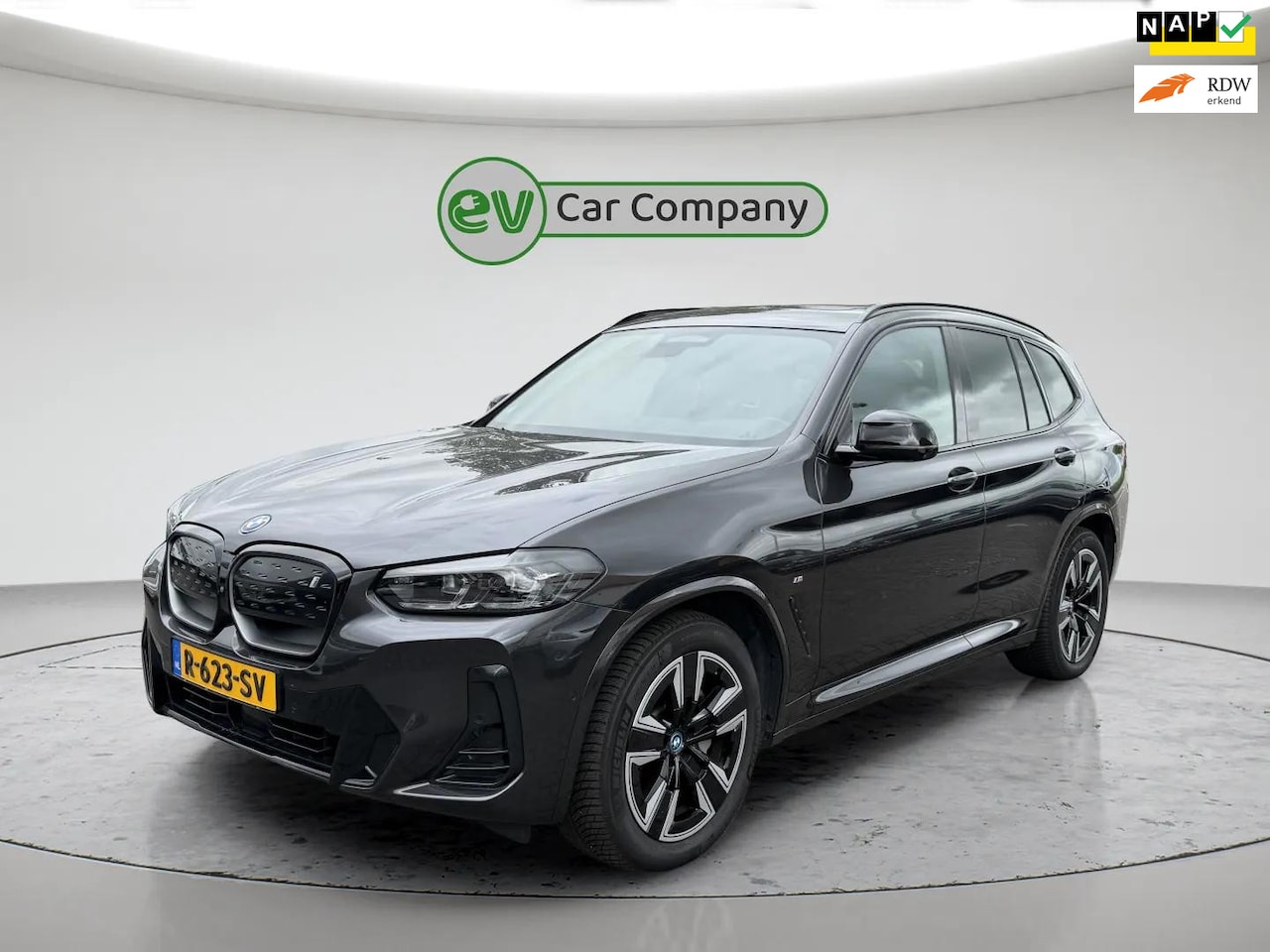 BMW iX3 - High Executive 80 kWh | SOH 92% | M Sport | Trekhaak | Panoramadak | 360 Camera | Headup D - AutoWereld.nl